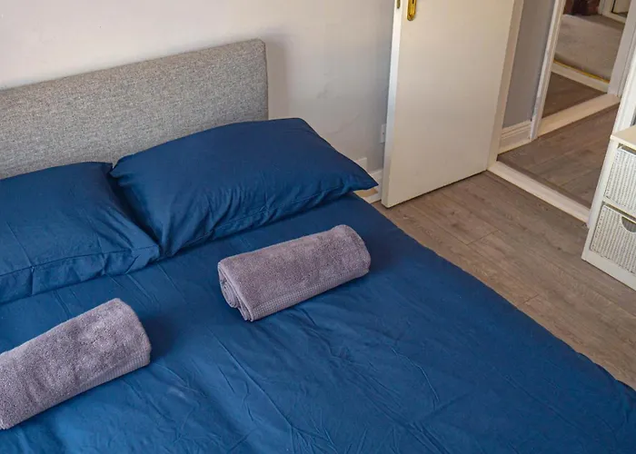 Comfy Flat Centre - 3 Apartment *