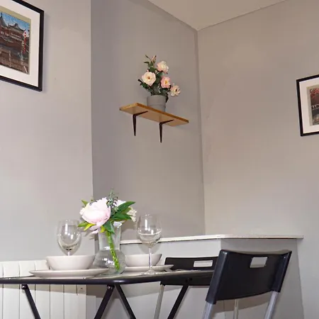 Comfy Flat Centre - 3 Appartement *